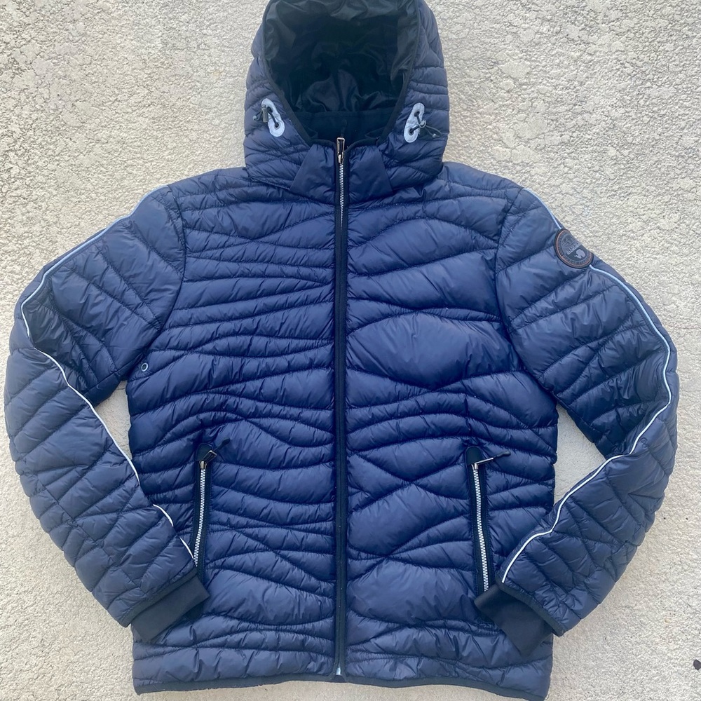 Napapijri Mens Water Repellent Down Jacket Size XL. Dark Blue